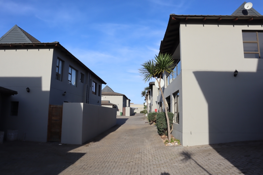 3 Bedroom Property for Sale in Wavecrest Eastern Cape